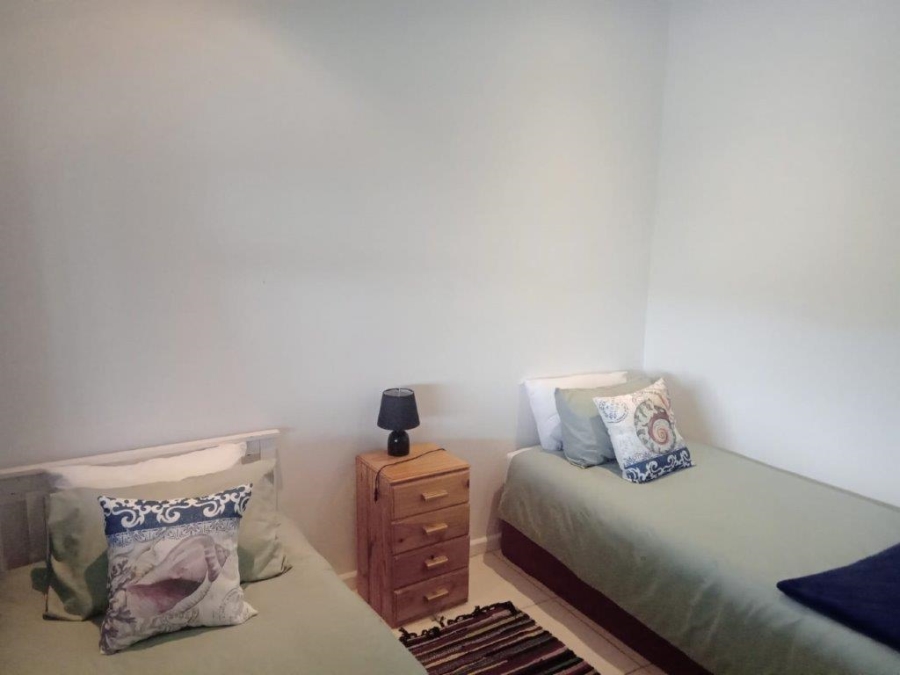 5 Bedroom Property for Sale in Paradise Beach Eastern Cape